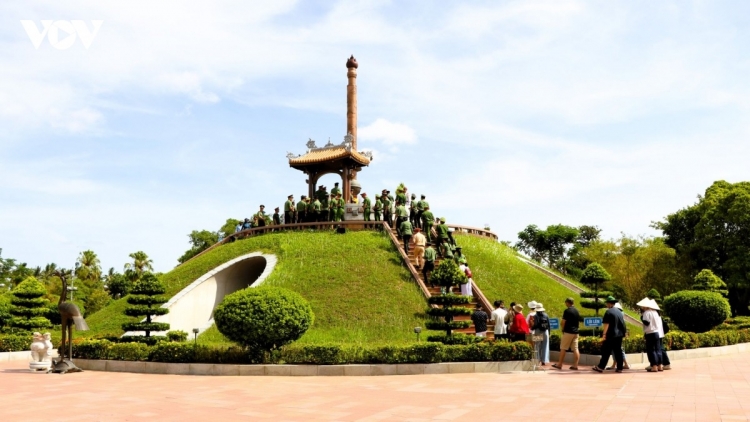 CHỨ VẰN THƯƠNG BINH, LIỆT SỴ 