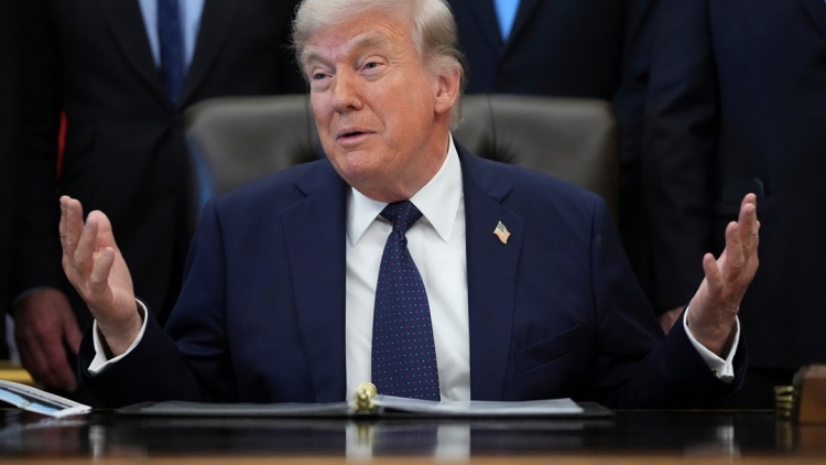 T’COOH TRUMP CĂH DZỢ ĐƯƠI KẾ HOẠCH PAY ZÊN BHUÔNG Z’LÂH EO BIỂN HORMUZ, K’RONG T’PÂH APÊÊ CHÔ K’RONG BHRỢ