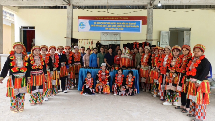 Người Dao Đỏ ở Thái Nguyên giữ nghề thêu truyền thống
