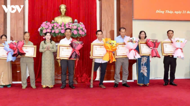 TINH DONG THAP PEIH NGAK RAYA POK MEYAOM SAONG ALIN HIDIAH ANGAN JE AMAIK VIET NAM KRAH BIJK KA 15 AMAIK 