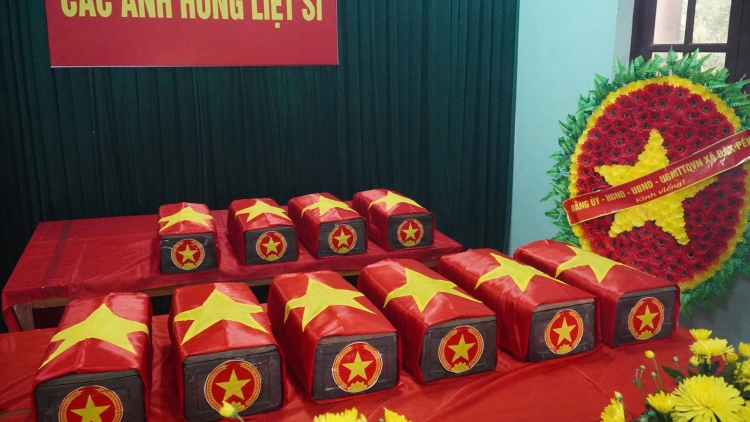 Đăk Pék kơ̆ dơn lòt jòi cau ling bal tàm tiah tam lơh lài do
