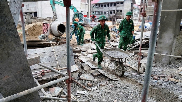 Hối hả trên những công trình trường học nơi biên giới Lào Cai