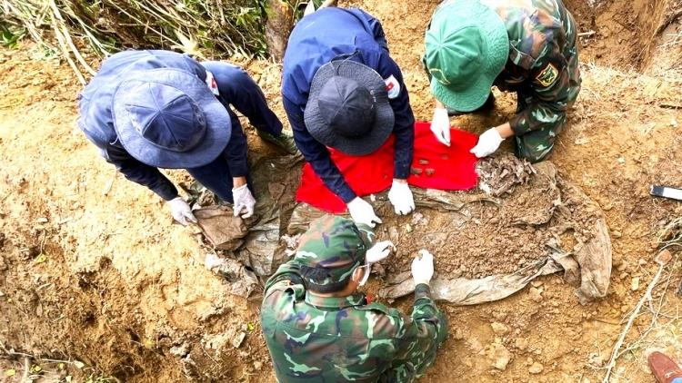 TRUH PANDIAK TAPA HAJAN, NDUAC PAKACAH SAONG TUKVAK PIAH ROH DUAH, PATAOM ATAU TALANG BOL LIN DAHLAU
