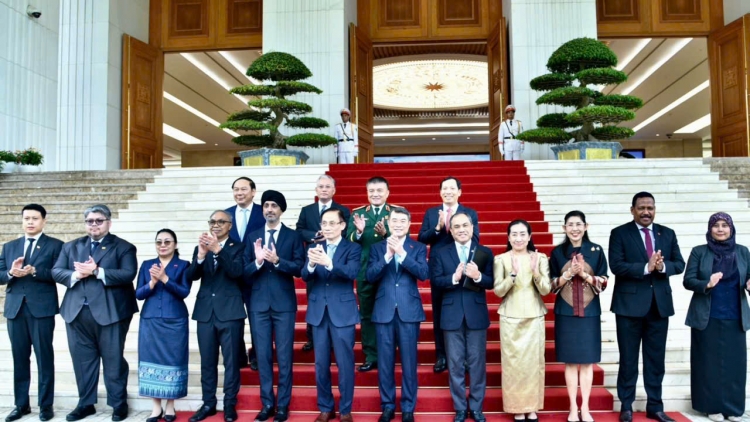 Thủ tướng sơng Bơngai tang măt dôm teh đak ASEAN
