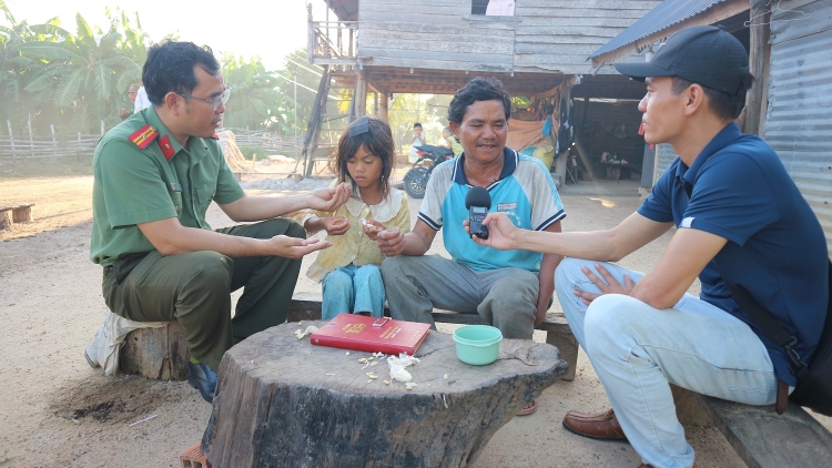 Kŏng an vêh pơlê – achê kuăn pơlê vâ hlê kuăn pơlê