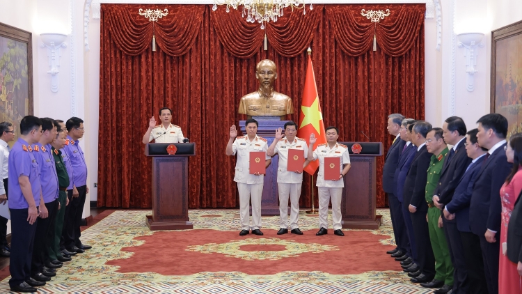 Khua gĭt gai Đảng, Khua lăn čar mđup brei Hdră mtrŭn ruah phung mă bruă hlăm Sang phat mkra kđi klei yang ƀuôn gưl dlông 