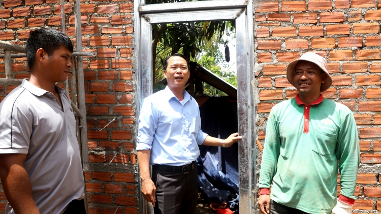 Hlăk êpul bruă Đảng jing anôk knang tlaih ƀun