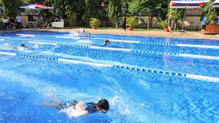 TPHCM CAONG KHIN DAONG LABAIH 1, 200 TRIEU ANEK SAIH OH KA THAU CALUAI IA DALAM BAN RAYA. 