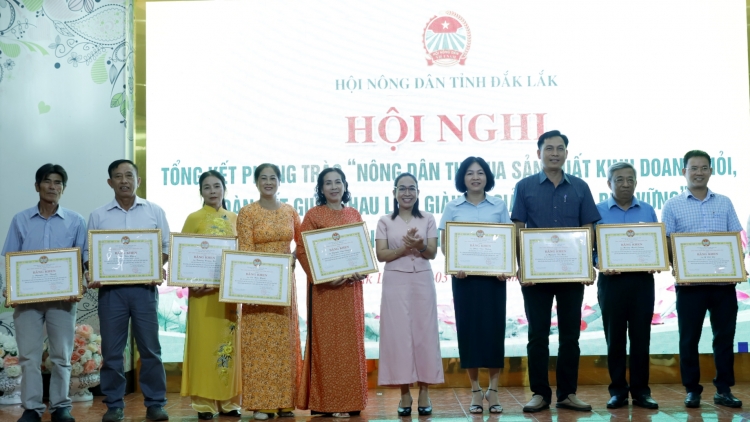 Đắk Lắk phát động phong trào thi đua sản xuất kinh doanh giỏi gắn với chuyển đổi số