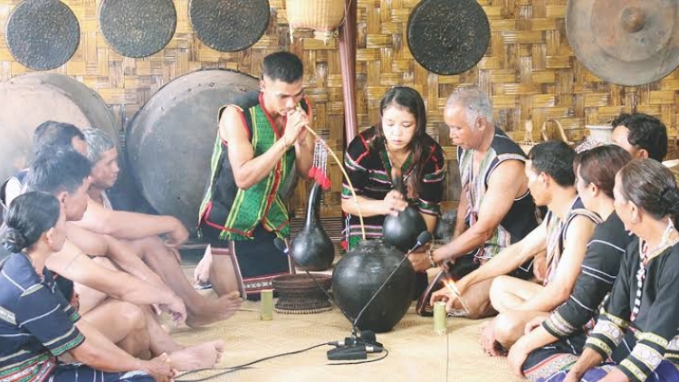 Nhớ ơn tổ tiên
