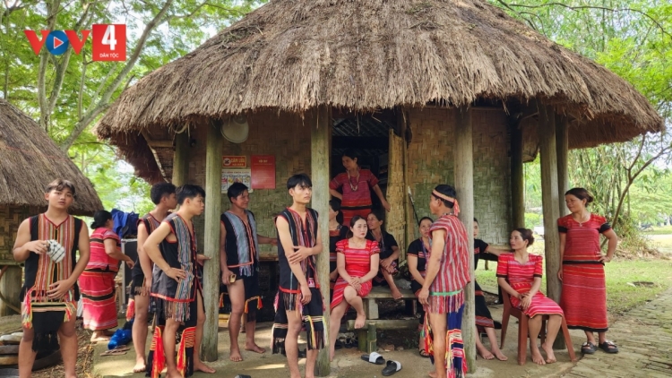 Chờ geh kàl tơnhào