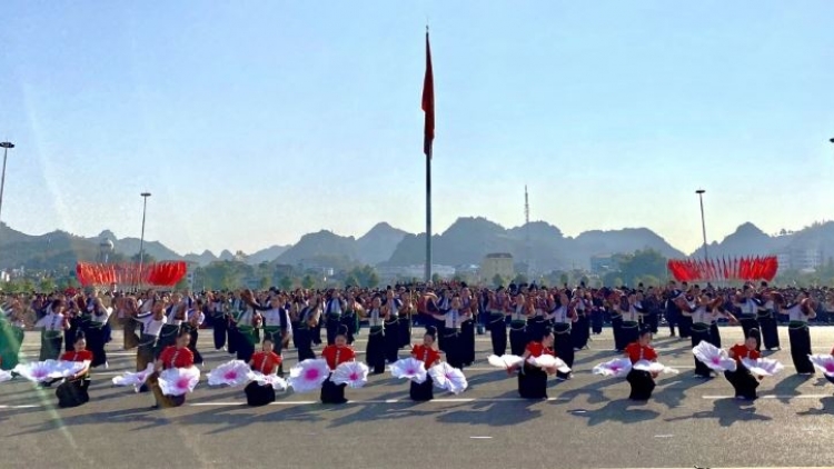 Chường trình quam khắp Tay mự dặng 09.8.2026 
