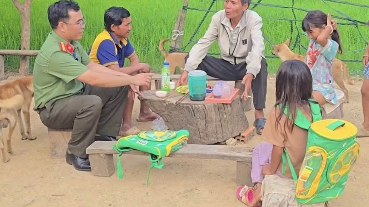 Kahan ksiêm wĭt ti ƀuôn sang - giăm mnuih ƀuôn sang čiăng thâo săng mnuih ƀuôn sang