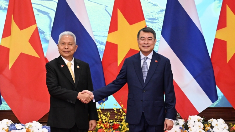 Thủ tướng pơma đam Kơdră Kuô̆k hô̆i teh đak Thái Lan Sophon Zaram 