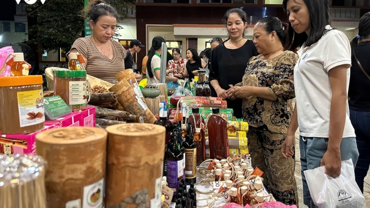 PA ZƯM TƠƠM CHR’NOH BHA LÂNG LÂNG OCOPC’LÂNG LƯƠT ....