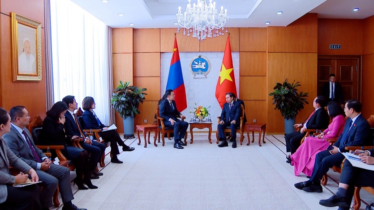 Pôa Trần Thanh Mẫn, Kăn xiâm hnê ngăn Kuô̆k hô̆i trâm mâ tơpui tơno ƀă Ngế pro xiâm hnê ngăn kong têa Mông Cổ
