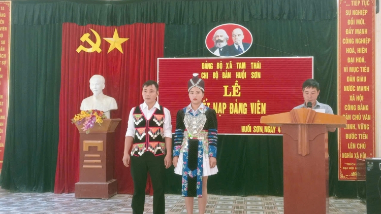 PHUA MJỀ CẦN MÔNG XÀY CĂN KHẢU ĐẢNG