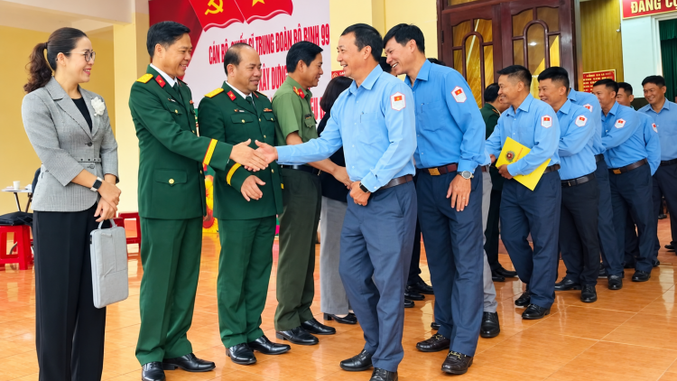 Mpồl K52 (Gia Lai) ai cau lòt jòi, rồ (rờ) tơrgùm ƀồc ntìng cau ling chơ̆t màng tàm lơgar Campuchia