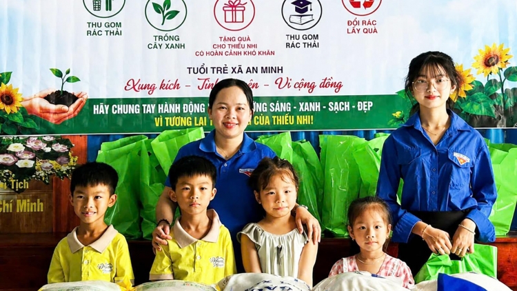 នារីលេខាសម្ព័ន្ធយុវជនឃុំ An Minh រក្សាចលនាយុវវ័យ