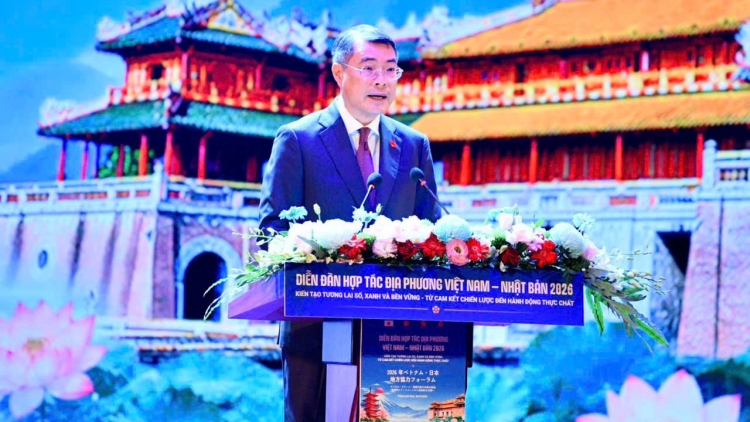 Việt Nam - Nhuk mơdêk tơrŭm cheăng mơdêk pêi tâk hên, pơkuâ dêi troăng hơlâ cheăng 