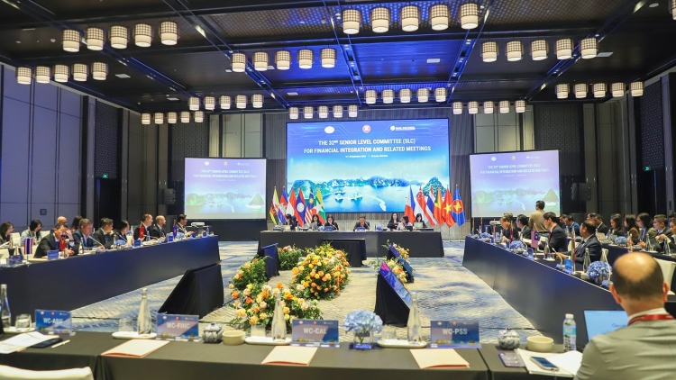Jơnum Jơnum min gưl prong kơ pơmut hrŏm bruă prăk kak kual ASEAN 