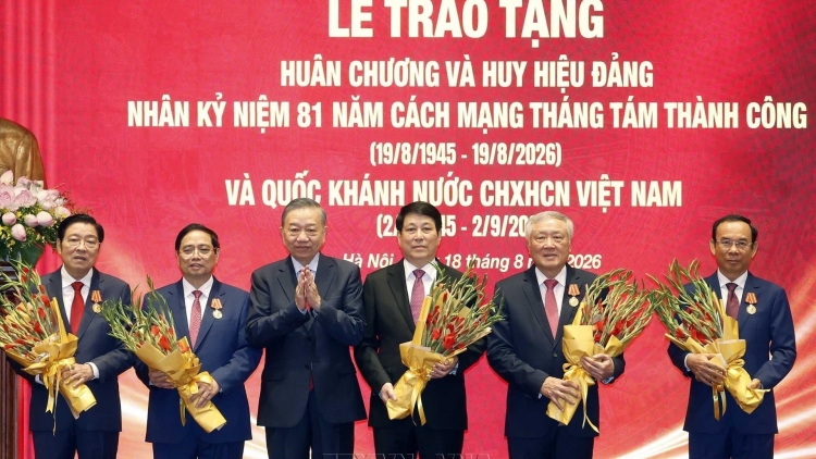 XA NAY OOY BH’RỢ HƠNH DEH 81 C’MOO QUỐC KHÁNH 2/9