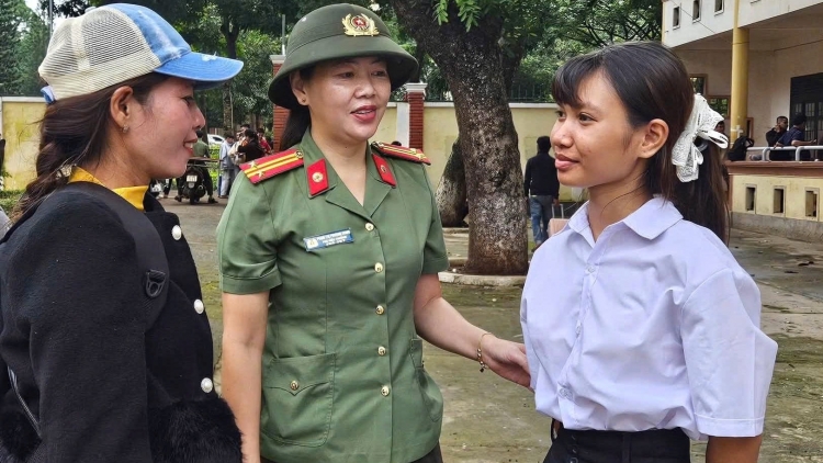 Sang hră gru grua kông ang mơnuih ƀôn sang II pok jơlan hiam kơñ pơgi brơi čơđai tơnap tap