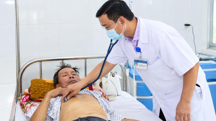 Bañ sền ờ sơ̆p mờ kòp as sồt klung