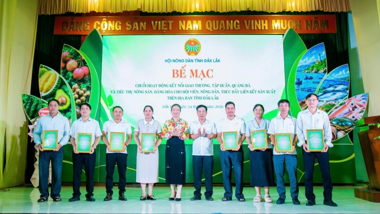 Dak Lak: Ba gơnam mơng đang hmua sĭ amăng plang mơnuih mơnam 