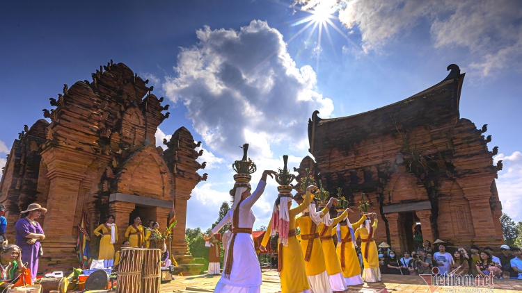 DUAH THAU KA DOM BAOH PANUAC DUT PAGAP