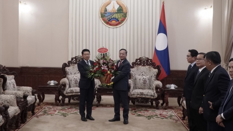 ពត៌មាន ម៉ោង ១៥