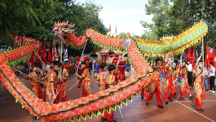 Lễ hội Dinh Thầy Thím mang đậm nét văn hóa dân gian miền biển 
