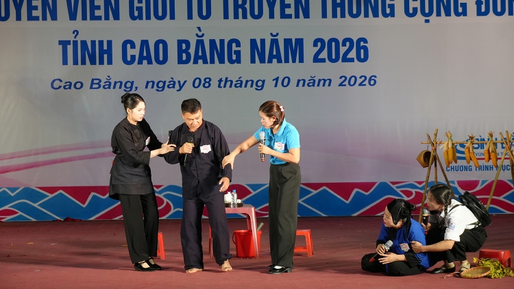 “Sân khấu hóa” tuyên truyền bình đẳng giới