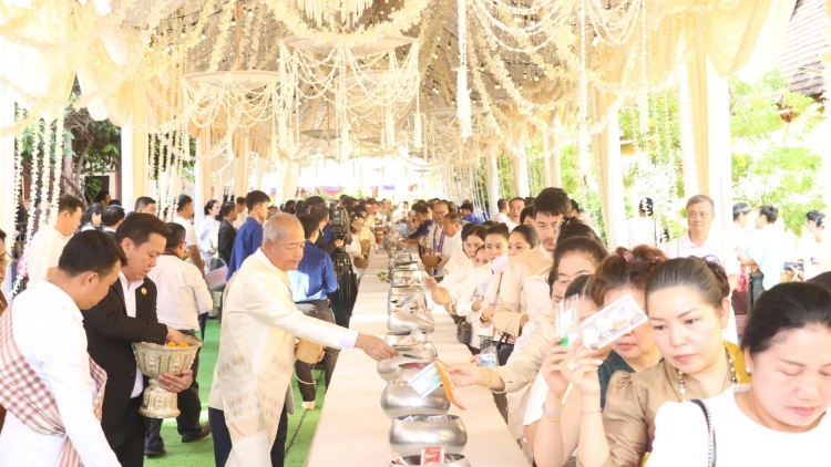 Lễ hội Okphansa – nét đẹp văn hoá tâm linh của đất nước "Triệu Voi"