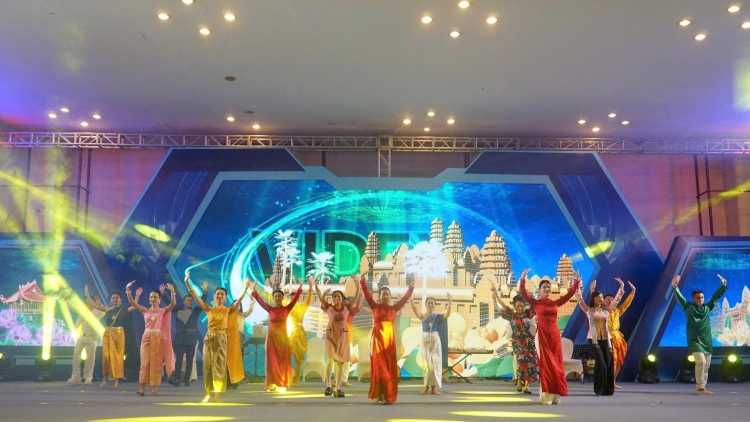 Sắc màu văn hóa Việt Nam lan tỏa tại Hội chợ Videx Cambodia 2026