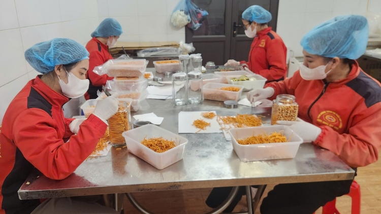 Chương trình phát thành quam Tay thứ 3 mự 13 căm bườn 10 pì 2026	