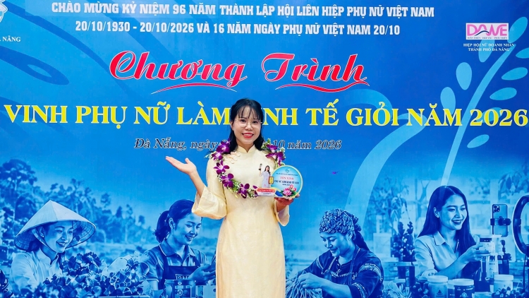 Phụ nữ miền núi tiếp cận công nghệ, nâng cao kỹ năng số 