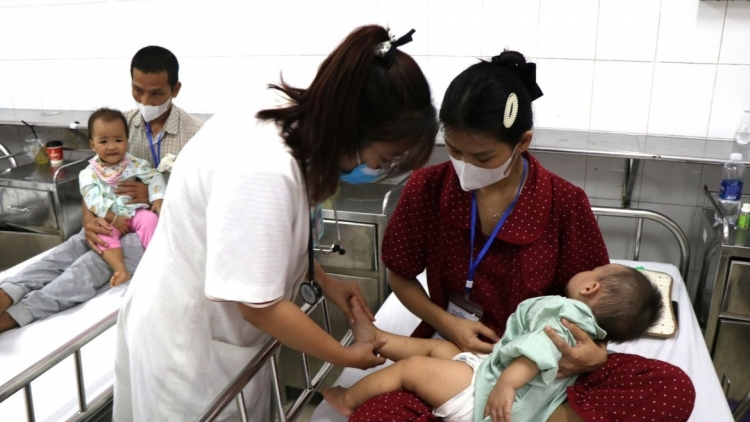 HUẾ: CR’AY BÊL TR’XĂL HÂN NOO DƯR VAIH K’RƠ, ĐỢ APÊÊ P’NIÊN KHÁM LÂNG MOOT VIỆN BÂC LÂH 3 CHU