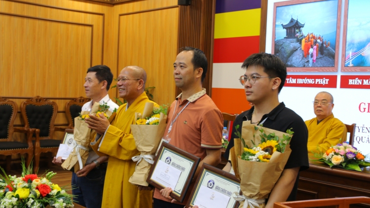 Trao giải cuộc thi ảnh “Phật giáo trong đời sống” lần thứ III