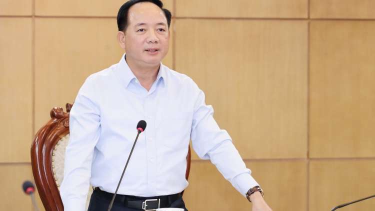 Yal broă rơndăp lơh jăt sền bơh Mpồl duh broă Đảng lơh jăt Jơnau lơh nền tàm Pơrjum sồ 71 bơh Bộ Chính trị dê 