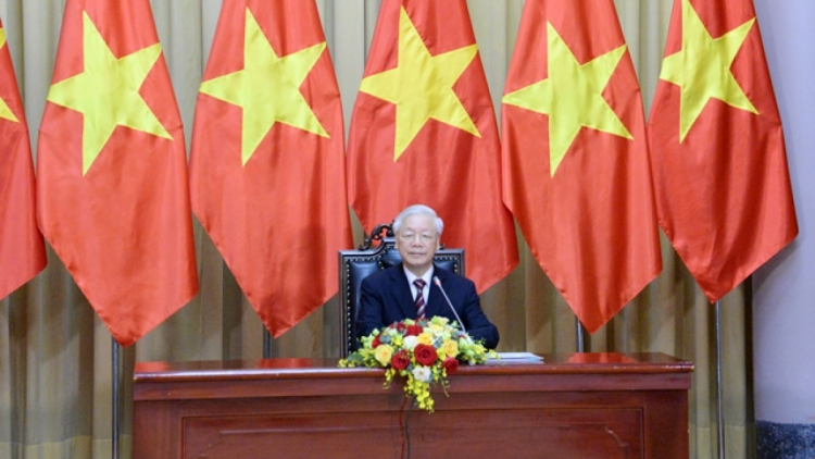 Tổng Bí thư, Kơdră chĕp pơgơ̆r Tĕh đak Nguyễn Phú Trọng sơng pơma dơnŭh hăm Kơdră tang măt tĕh đak đe pơtrŭh ăn kơthơ tĕh đak