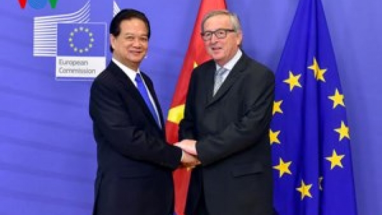 Khaw tin 10g30 saong 14g30 harei 03-12-2015