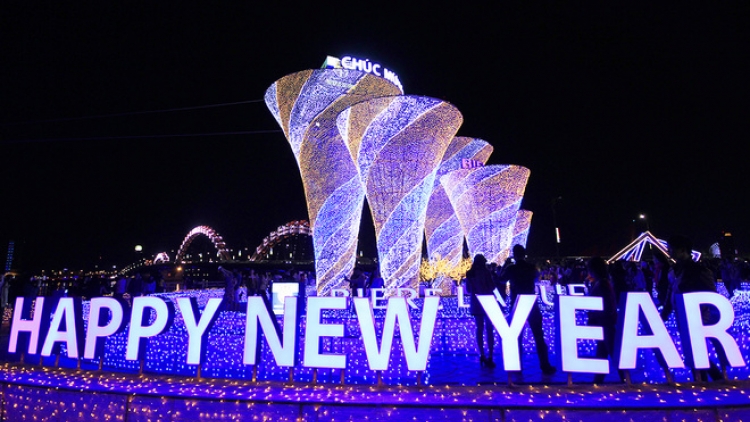 Khaw tin tuk 10h30 saong 14h30 harei 25/2/2015