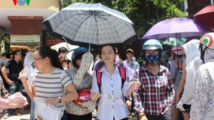 Khaw tin 19h00, harei 1/7 saong 6h30, harei 2/7