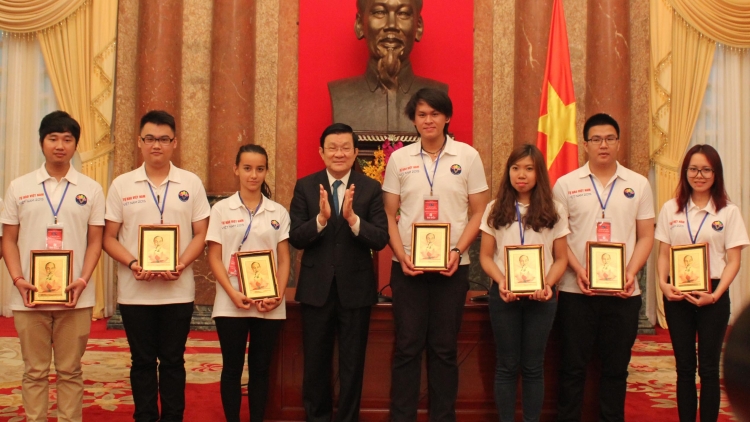 Khaw tin 10h30 -14h30, harei 15 bilan 7 thun 2015