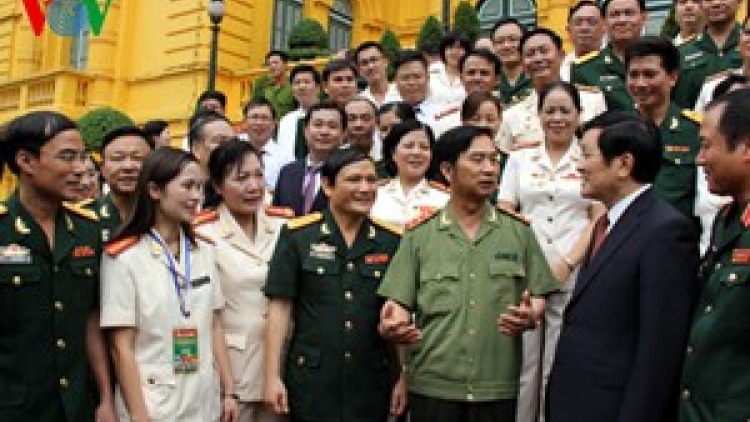 Khaw tin 10h30 saong 14h30 harei 28/7/2015