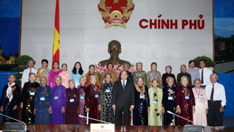 Khaw tin 10h30 saong 14h30, harei 27/8/2015