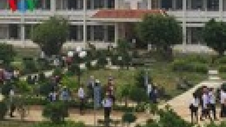 Khaw tin 6h30 page harei 28-8