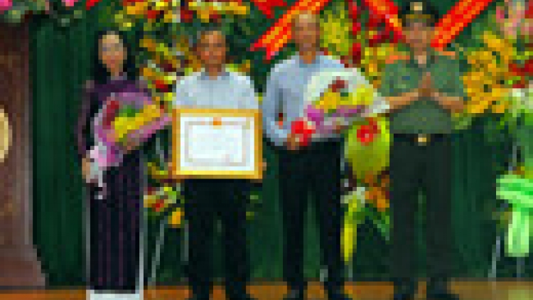 Khaw tin 6h, harei 17/8