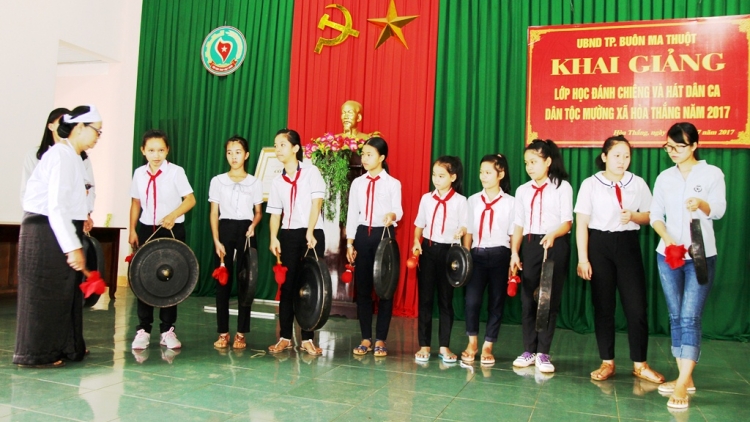 Khau tin 10h30 saong 14h30 harei 12/8